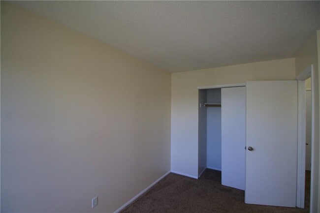 Building Photo - 2507 Whispering Hills Dr