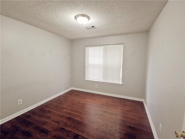 Building Photo - 2157 Williams Pl NW