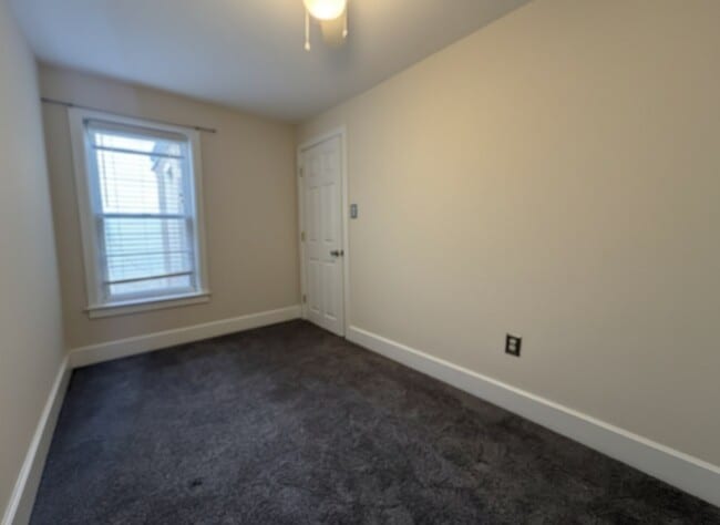 Building Photo - 2214 Memphis St