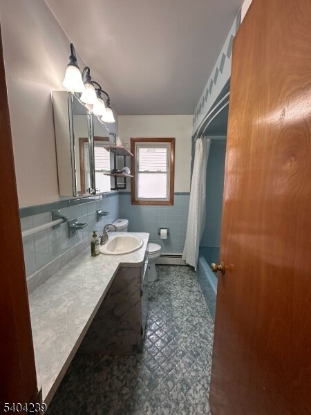 Building Photo - 40 Scoles Ave