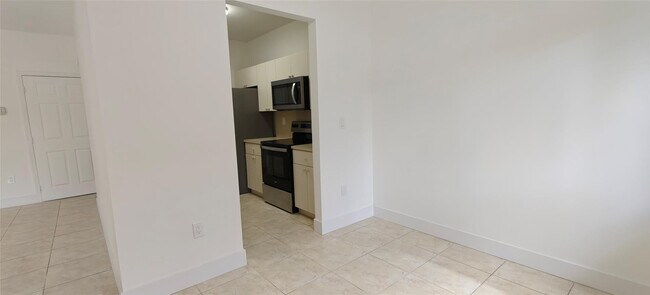 Building Photo - 7085 Nova Dr