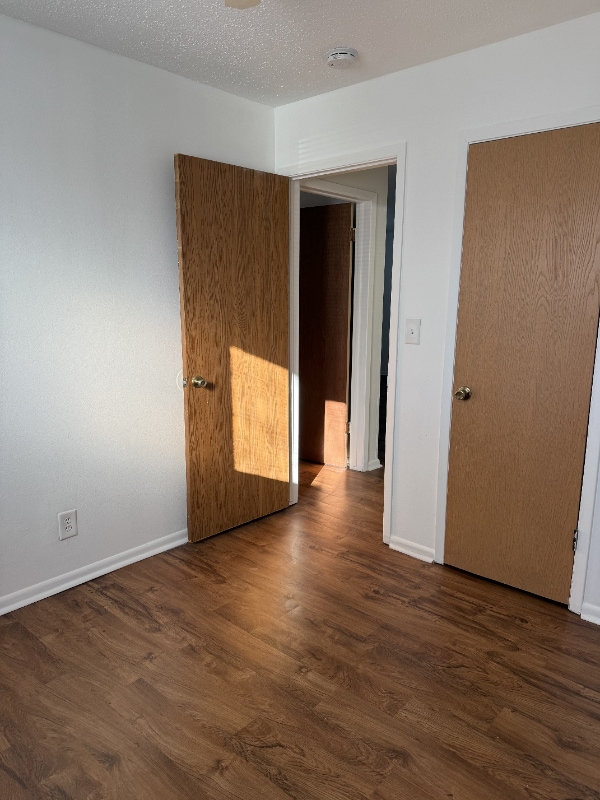 Building Photo - 310 NW Chapel Dr