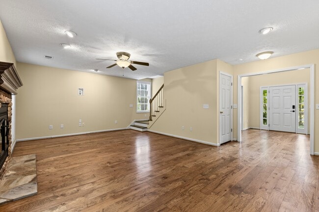 Building Photo - 359 Estate Ave