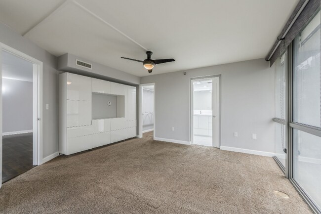 Building Photo - 600 Admiral Blvd