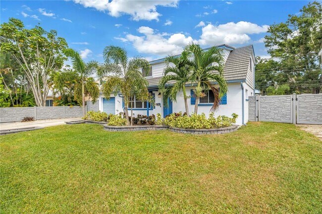 Building Photo - 6519 27th Way N