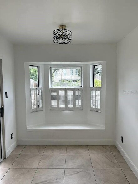 Building Photo - 125 Spanish Moss Ct