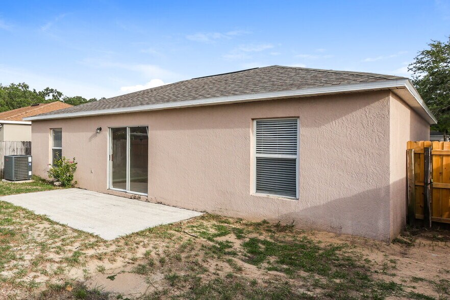 Building Photo - 4712 Newbourne Way