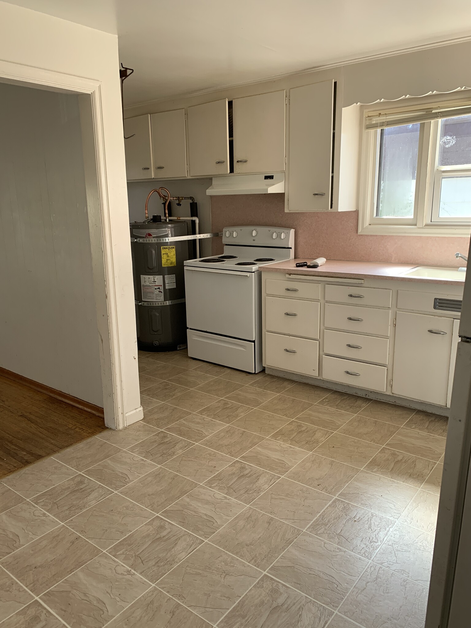 Oak floors in dinning room - 4822 N 14th St