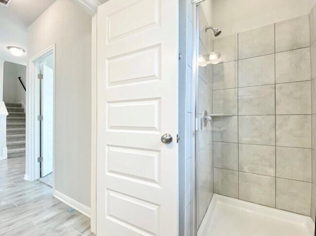 Building Photo - 2525 Pecan Island Dr