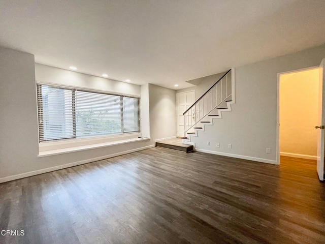 Building Photo - 1220 Llama Ct