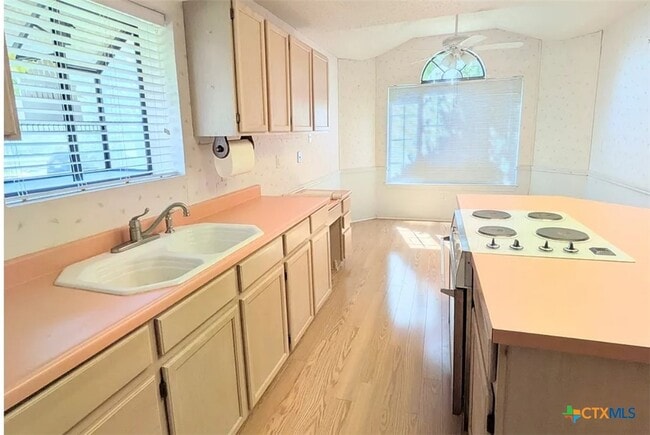 Building Photo - 1428 Devin Dr