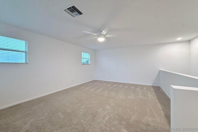Building Photo - 10710 Hensley St