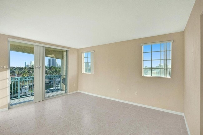 Building Photo - 201 Golden Isles Dr