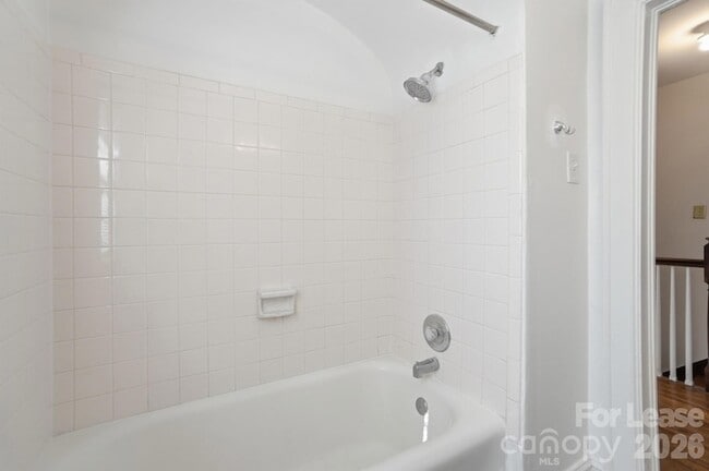 Building Photo - 2120 Kirkwood Ave