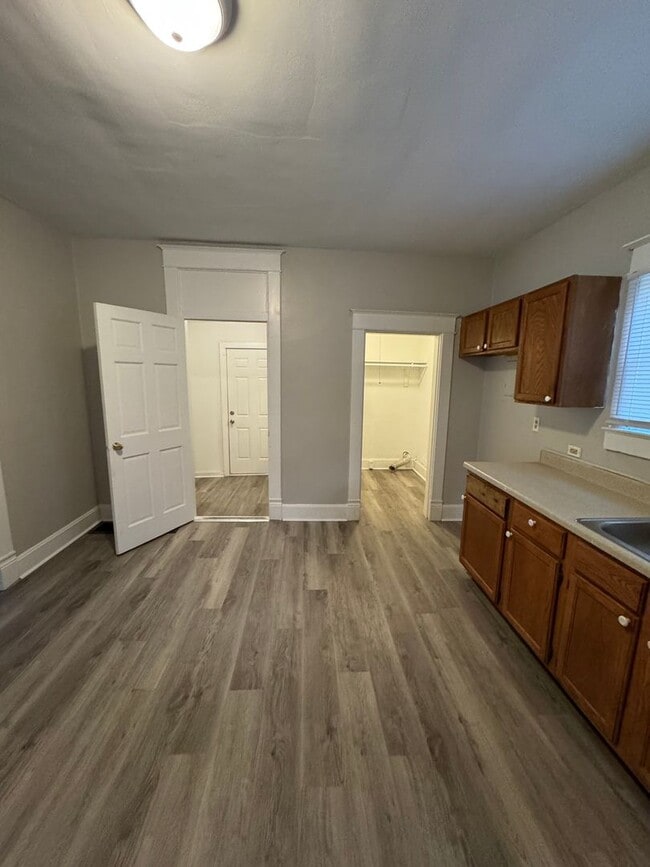 Building Photo - 3 BR near 38th & MLK