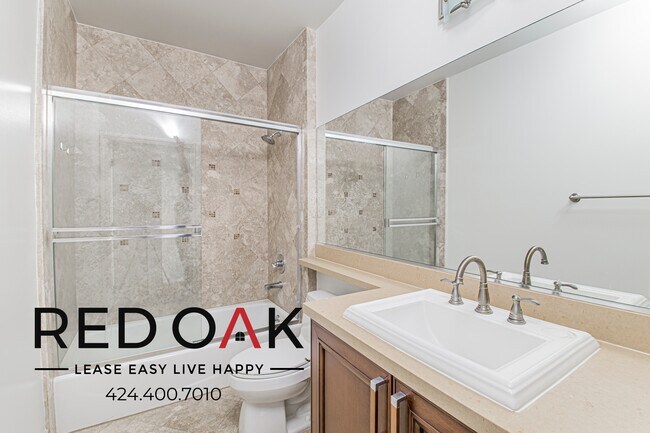 Building Photo - 11848 Kiowa Ave