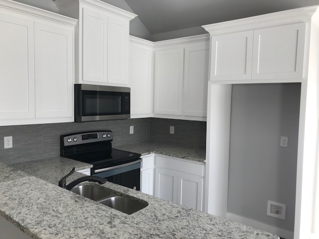 Building Photo - Fantastic updated home built in 2017!