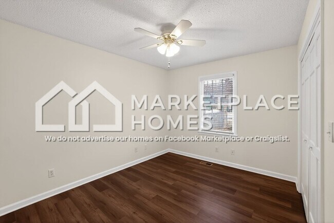 Building Photo - 1119 Roper Mountain Rd