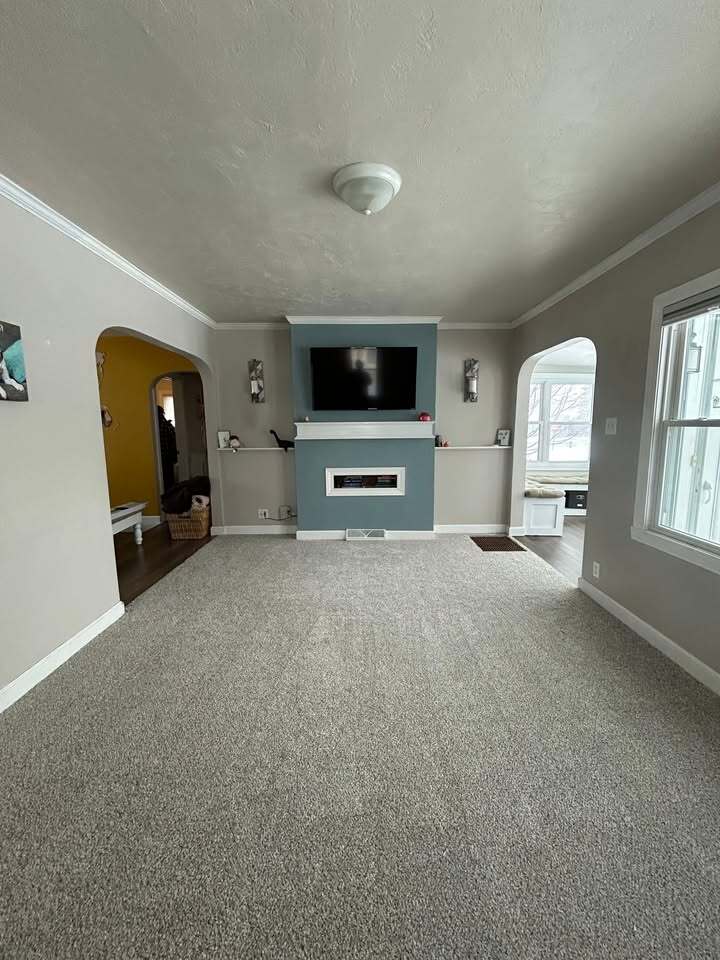 Living Room 4 - 619 Northern Ave