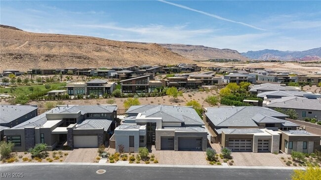 Building Photo - 10927 White Clay Dr