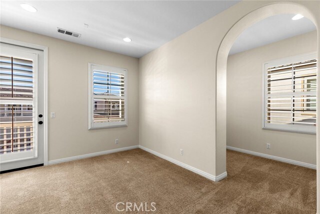 Building Photo - 4036 Hoosier Lawn Way