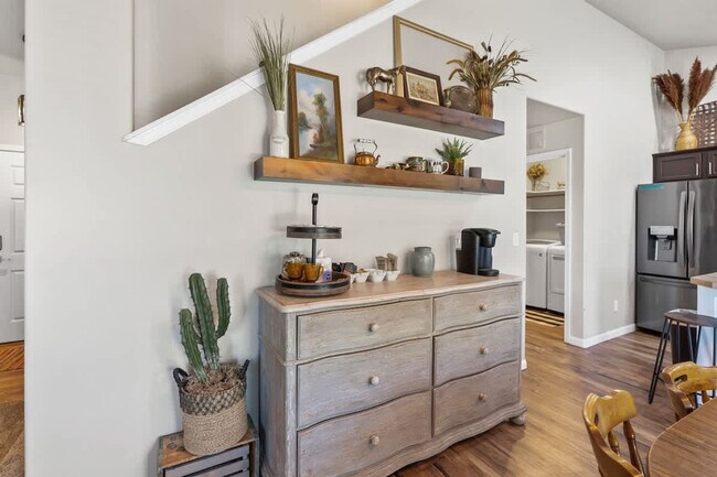 Building Photo - 3912 E Clear Springs Dr.