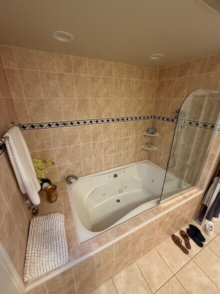 Building Photo - 4900 Arvada St