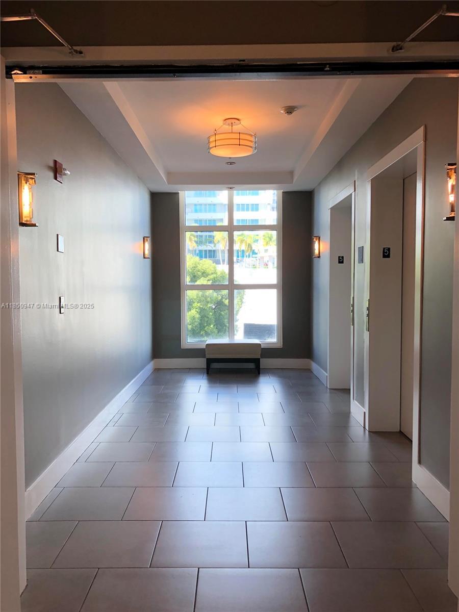 Building Photo - 2275 Biscayne Blvd