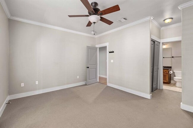 Building Photo - 2309 Longview St