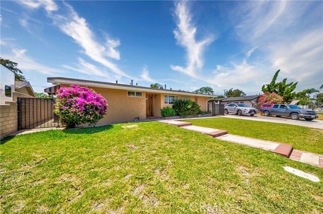 Building Photo - 14621 Dalmatian Ave
