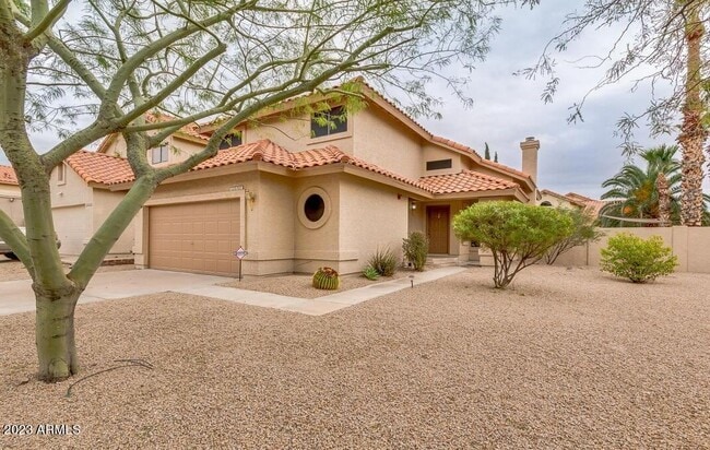 Primary Photo - 10351 E Sharon Dr