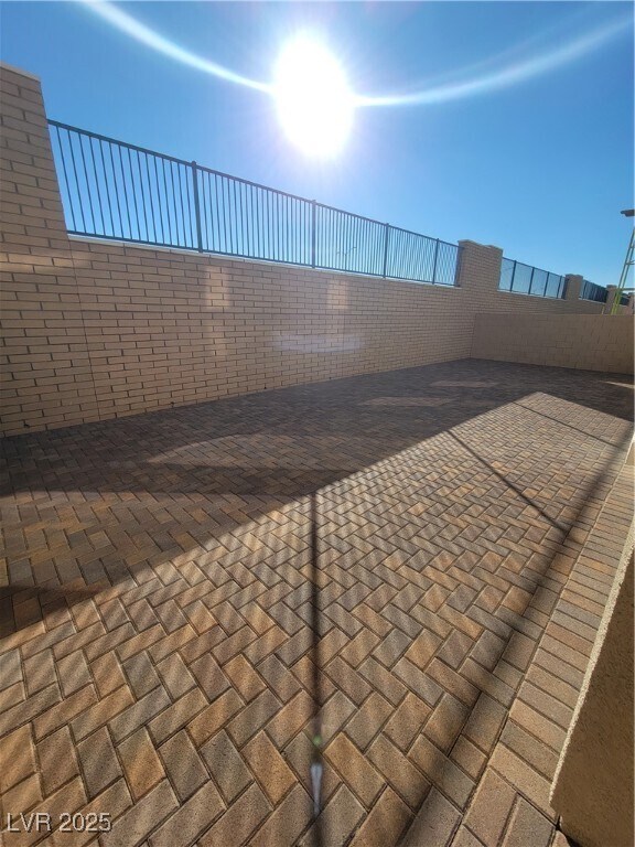 Building Photo - 187 Jaldena Ln