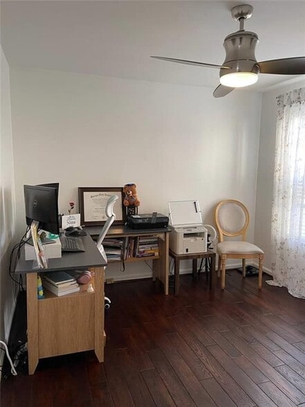 Building Photo - 89 Regency Rd