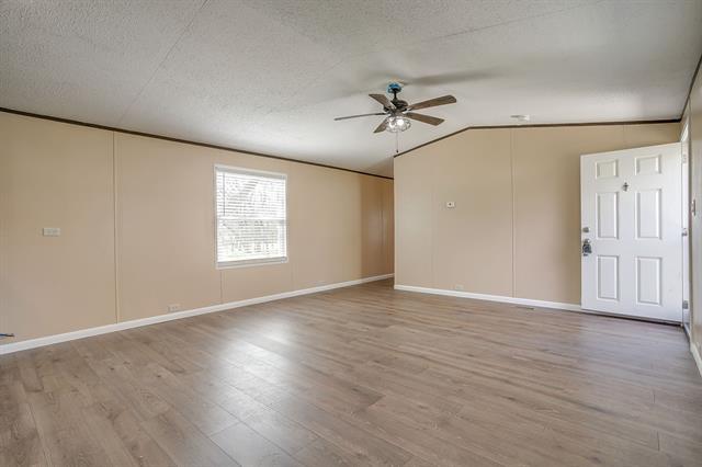 Building Photo - 1948 Lariat Ln