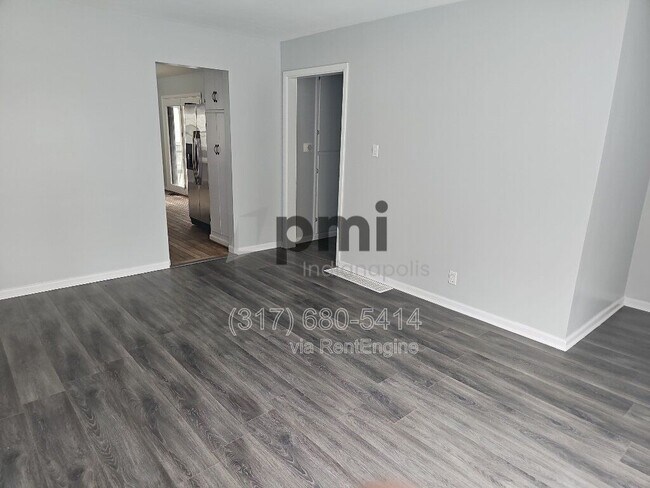 Building Photo - 7056 Caroline Ave