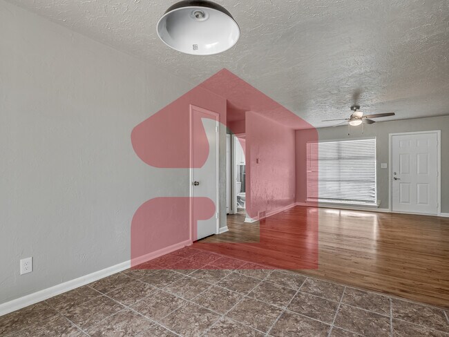 Building Photo - 10504 Ridgeview Dr