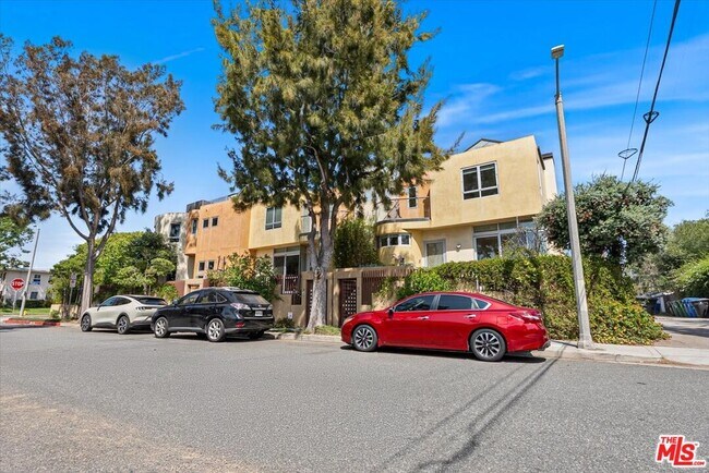 Building Photo - 2301 10th St