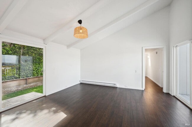 Building Photo - 31 Antilles Way