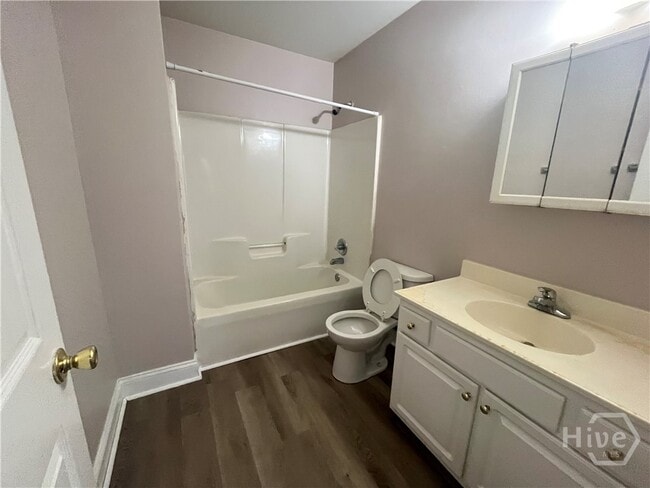 Building Photo - 547 Rustwood Dr