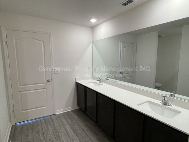 Building Photo - 5379 Companion Ln