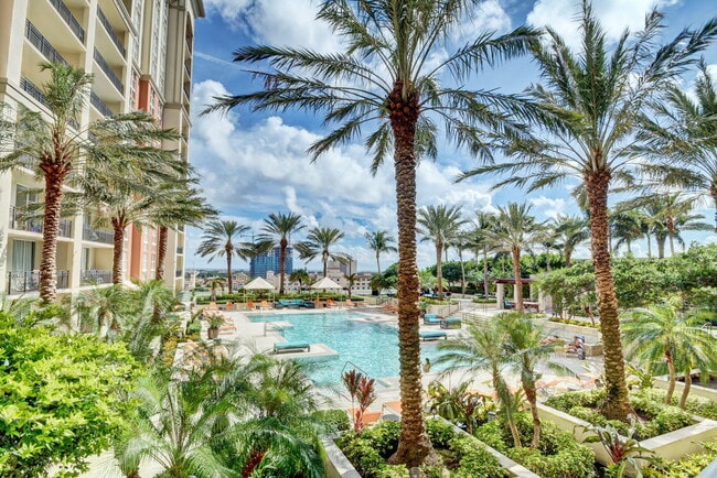 Building Photo - 550 Okeechobee Blvd