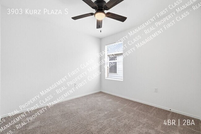 Building Photo - 3903 Kurz Plz S