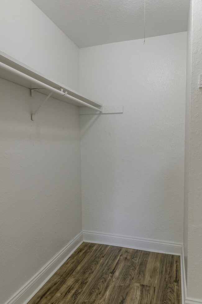 Walk In Closet - 3645 Barna Ave