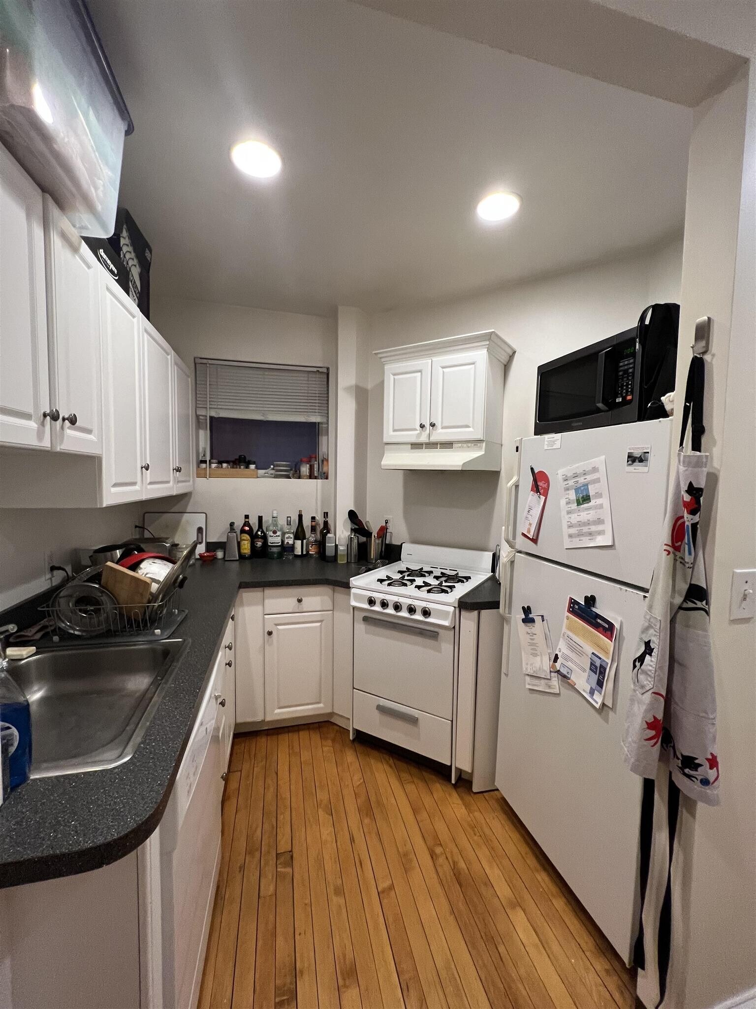 Building Photo - 325 Harvard St