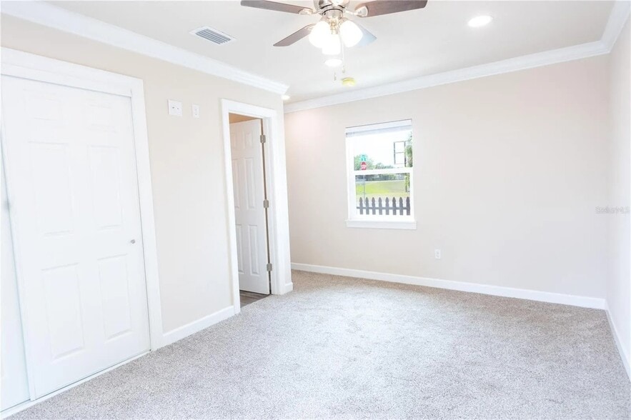 Building Photo - 2 Bed/2 Bath