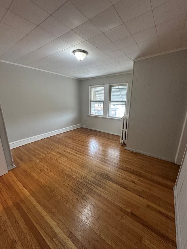 Building Photo - Newly renovated 3 Bedroom house for rent