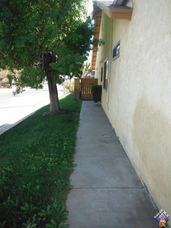 Building Photo - 37644 13th St E