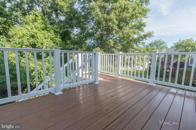 Building Photo - 14114 Silent Wood Way