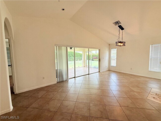 Building Photo - 7532 Cameron Cir
