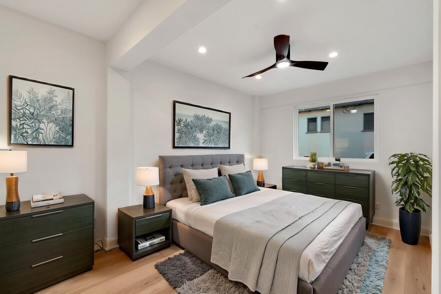 Staged bedroom - 20th St. Apartments